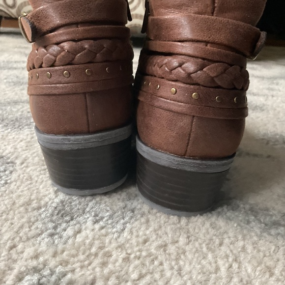 Coconuts Baretraps Booties - Picture 5 of 7